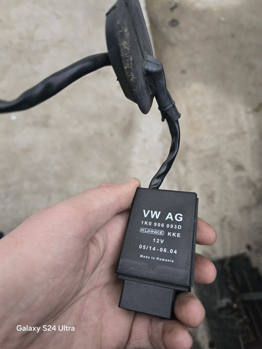 Modul control pompa benzina 1K0906093D golf gti s3 a3 tfsi
