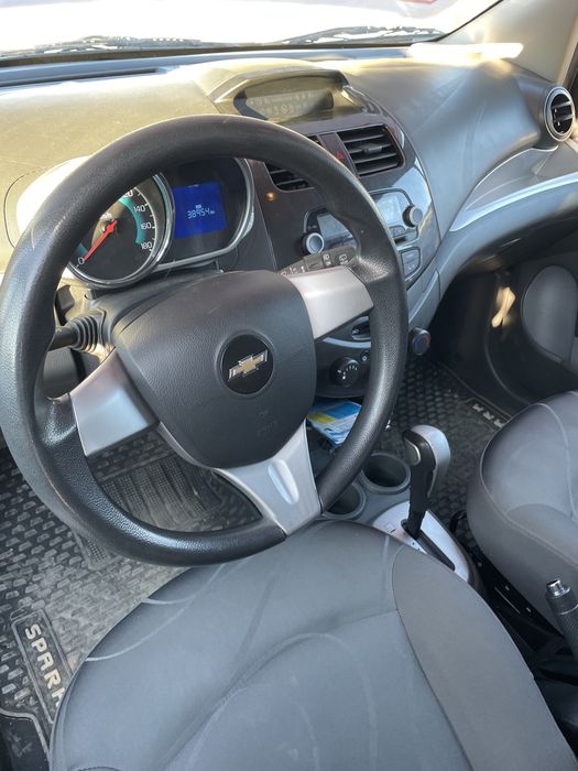 Срочно Продаю спарк автомат 2019