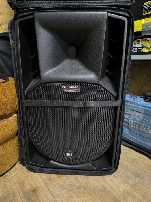 Тонколони RCF 735 MK4