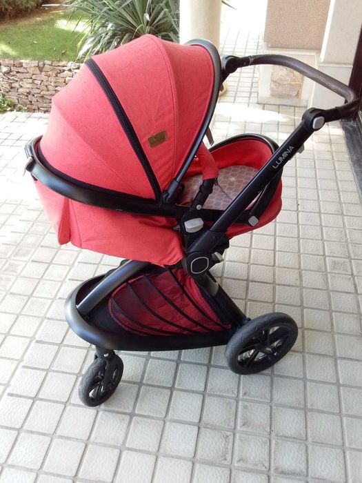 Детская коляска Lumina.
