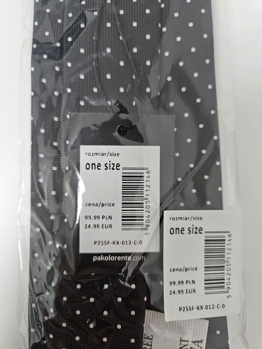 Cravată premium NOUĂ
Pretul de achiziție este in fotografii.

Nu se