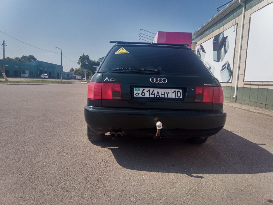 Ауди А6 С4 2.0 универсал QUATTRO