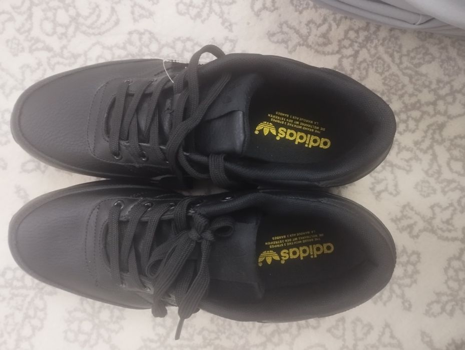 Кроссовки "Adidas" черные кожаные, Ветнам