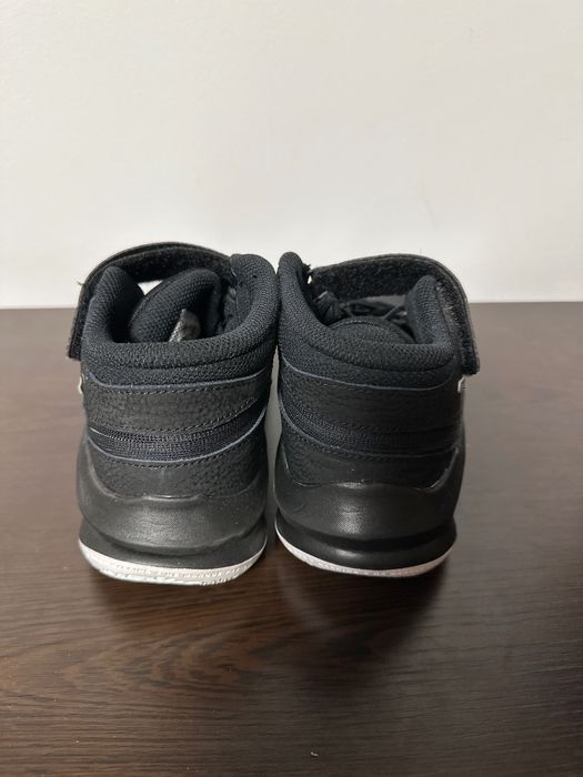 Nike 38 номер нови