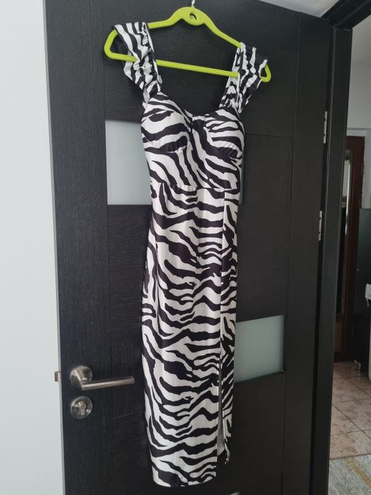 Vând rochie ocazie lungă