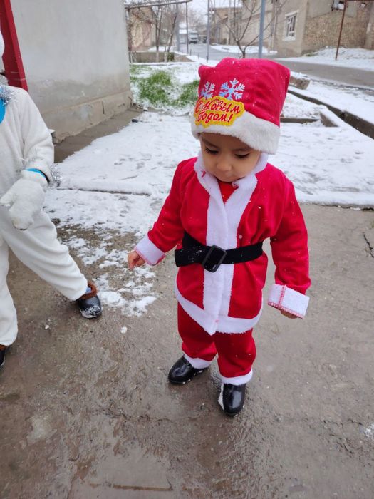 Airpods 2 левая ухо с кейсом оригинал!