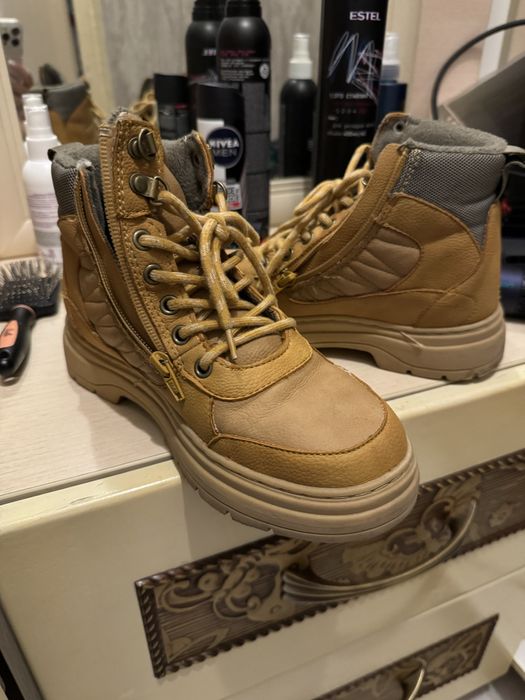 Продам обувь