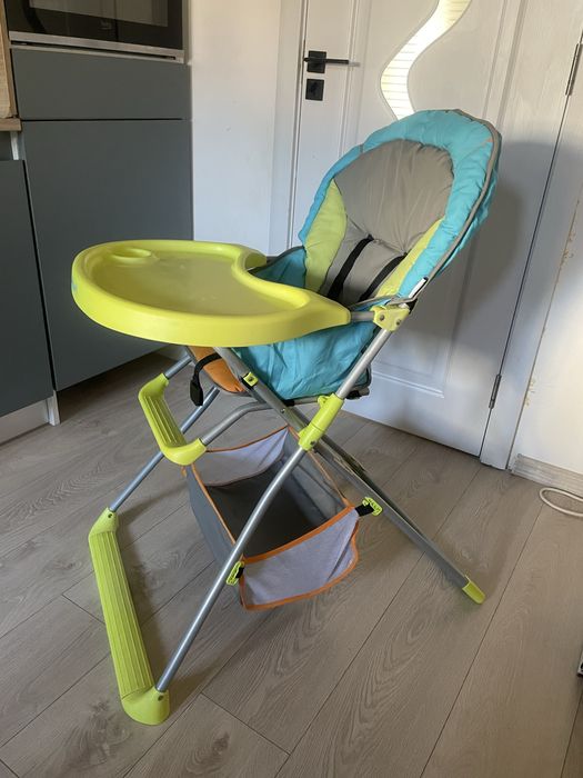 Scaun de masa bebe