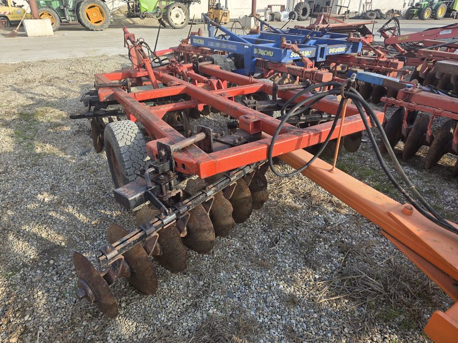 Disc plug freza teradisc compaktor met remorca