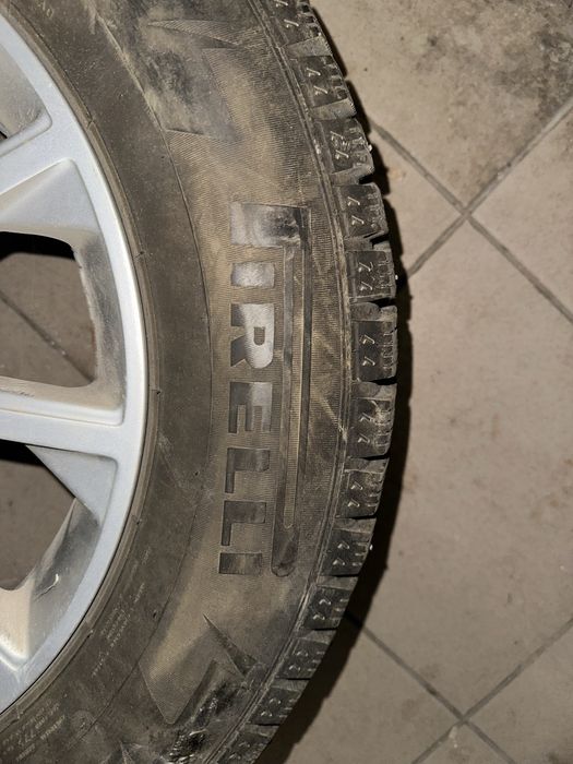 Резина зимняя в сборе