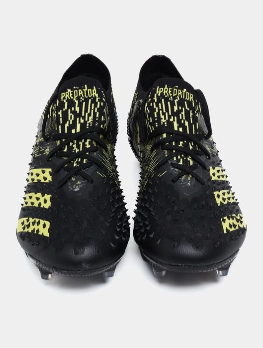 Бутсы Predator Freak