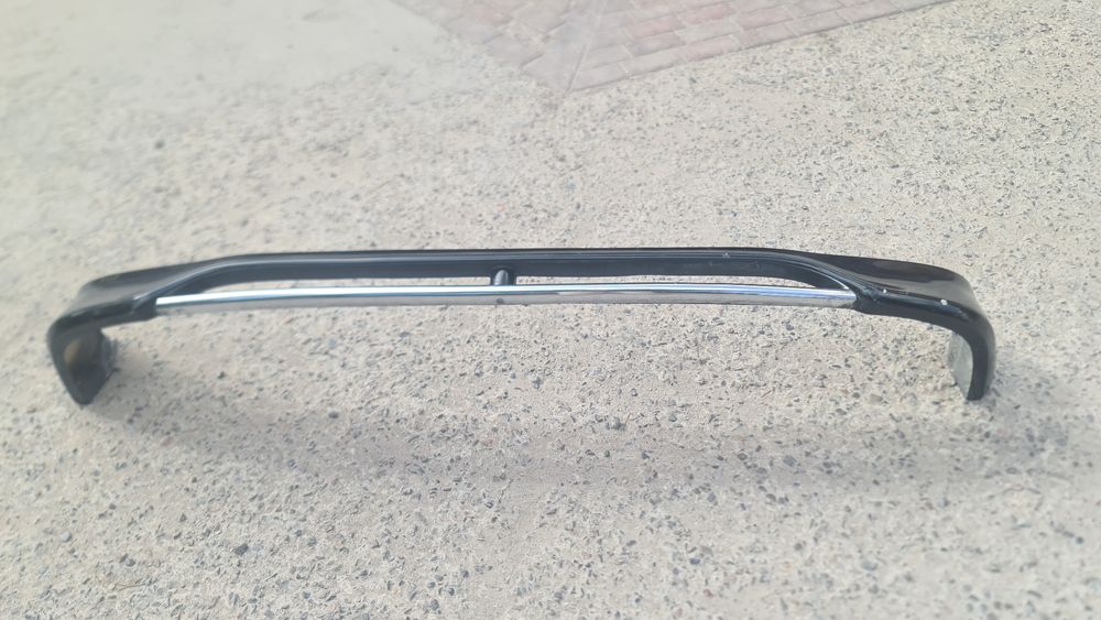 Спойлер переднего бампера Lexus Lx 470. Toyota land cruiser  100.