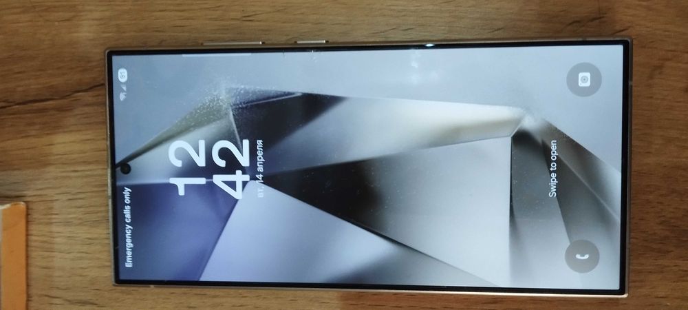 Samsung galaxy s24 ultra 256gb 550$