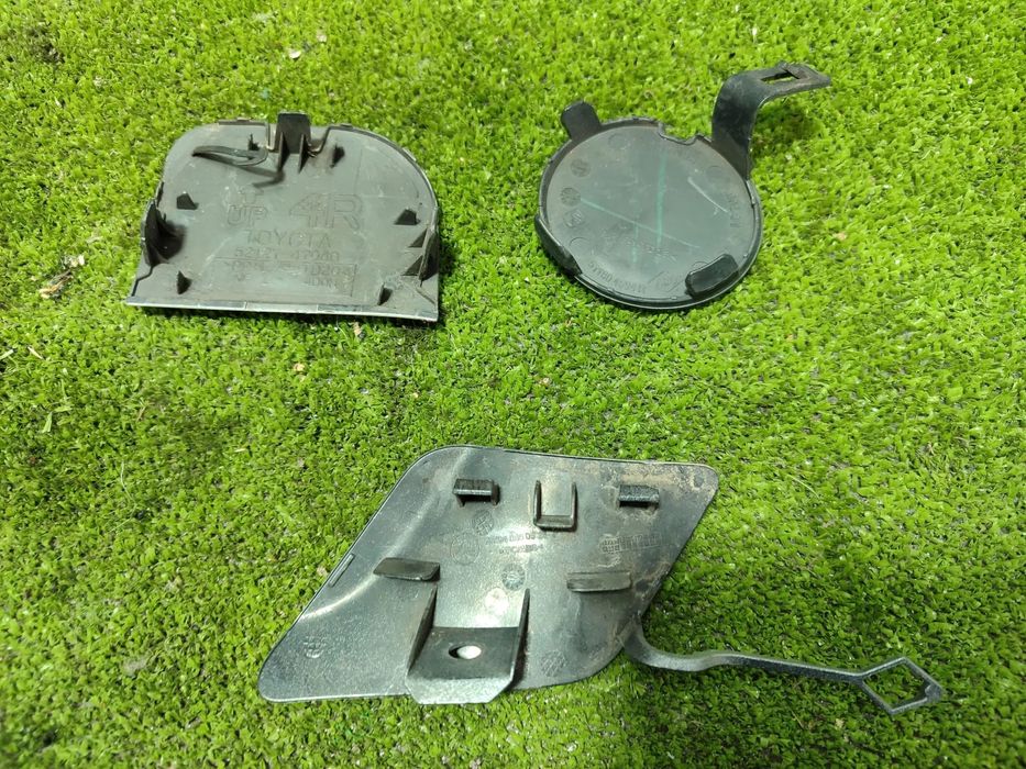 CAPAC CUI TRACTARE BARA FATA MERCEDES BENZ C220 CDI 2011 2.1 DIESEL C-Class W204 / 2007-2015 DREAPTA / DACIA DUSTER 1.5 DIESEL 2015 / SUV 5 USI / 2013-2017 / TOYOTA PRIUS 2012 HYBRID 1.8 BENZINA Hatchback / 2009-2015 / COD OEM 511804594R / A2048850526 / 5