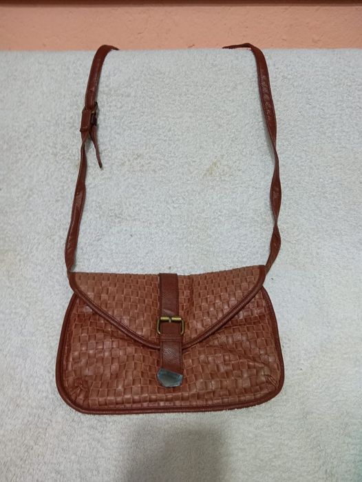 Продам клатч женский плетёный