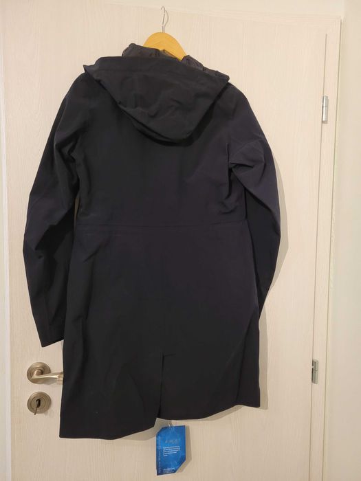 Дамско яке Icepeak