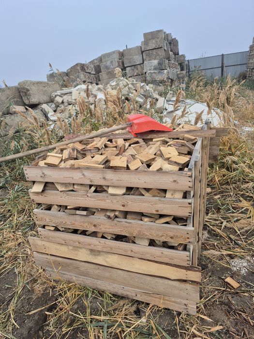 Доски б/у для черного потолка итд