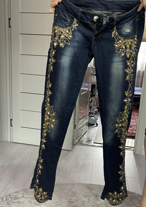 Продаютя джинсы Турция