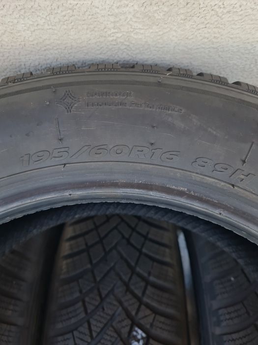 Нови зимни гуми 4 броя HANKOOK Winter Icept RS3 195 60 R16 дот 2424