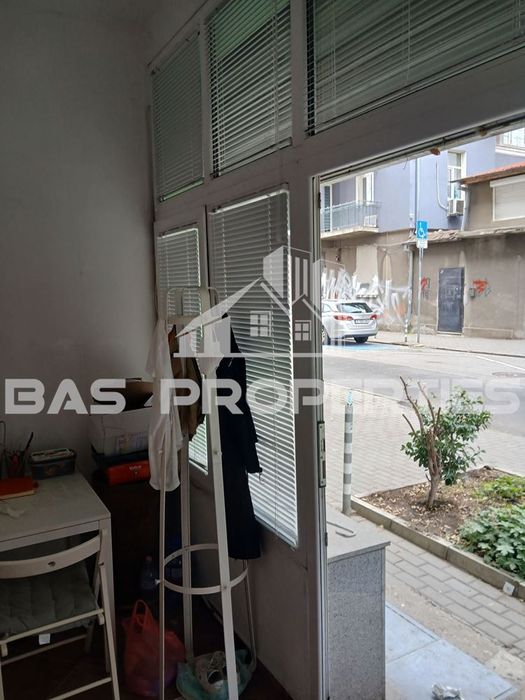 Продава се Магазин в София, Център - 18 кв.м за 4000 €/кв.м - Снимка #3