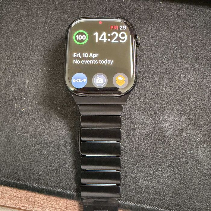 Като нов Apple Watch 11 46 mm + Аксесоари.