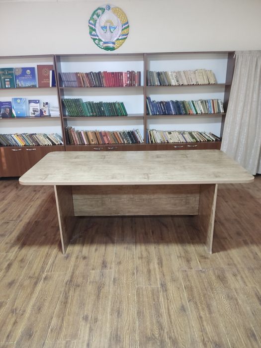 Стол корпоративный