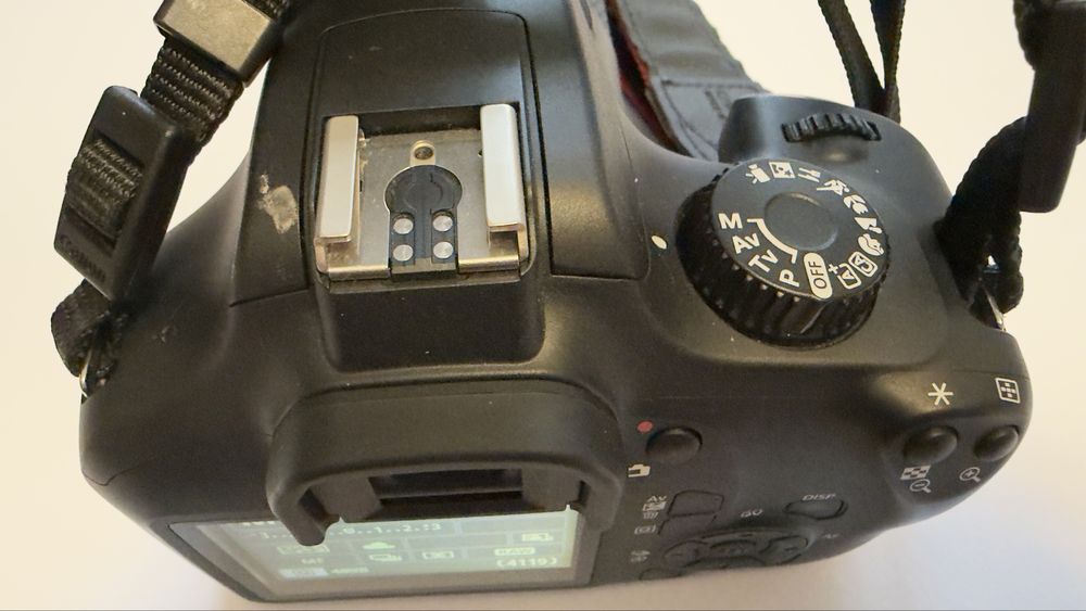 Canon 4000D + обектив 18-55mm | Почти нов | В гаранция