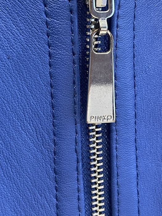 Продам кожаную куртку Pinko оригинал