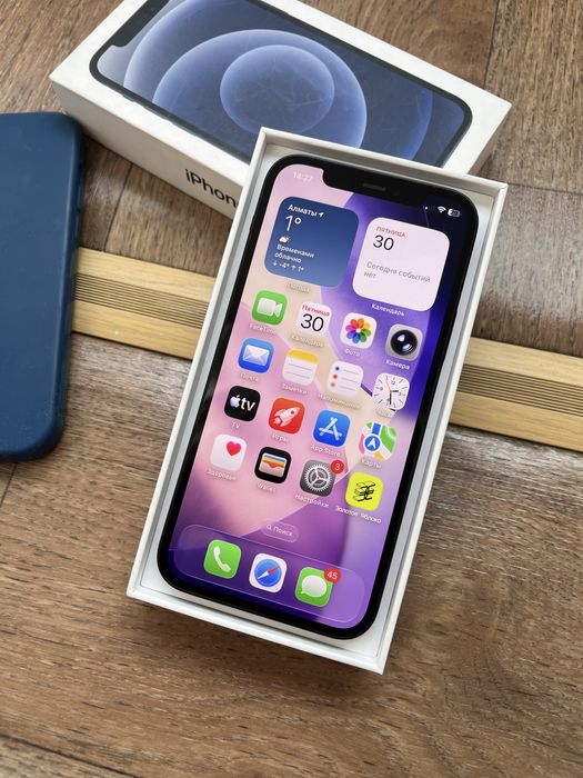 Айфон 12 128гб в идеале