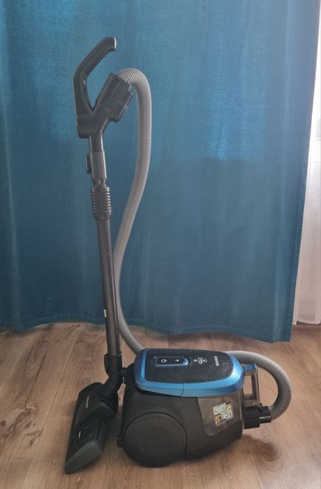 Aspirator fara sac Samsung VCC47E0H33
