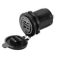 Priza bricheta auto cu LED-uri  pentru auto dotate cu USB