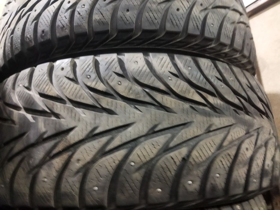 Шины Йокогама 265/65/17 комплект