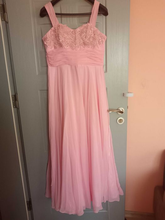 Официални дамски рокли