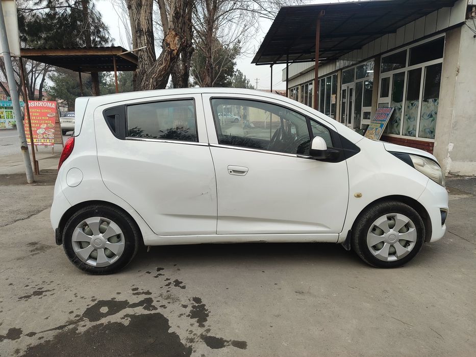 Chevrolet Spark 2011