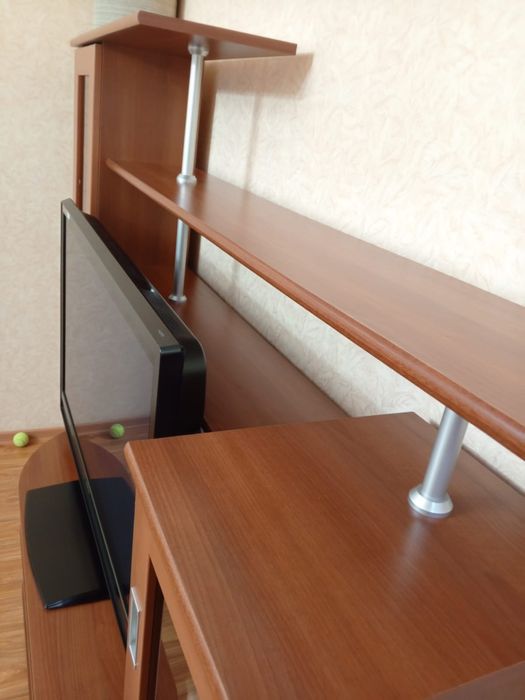 Тумбочка под телевизор