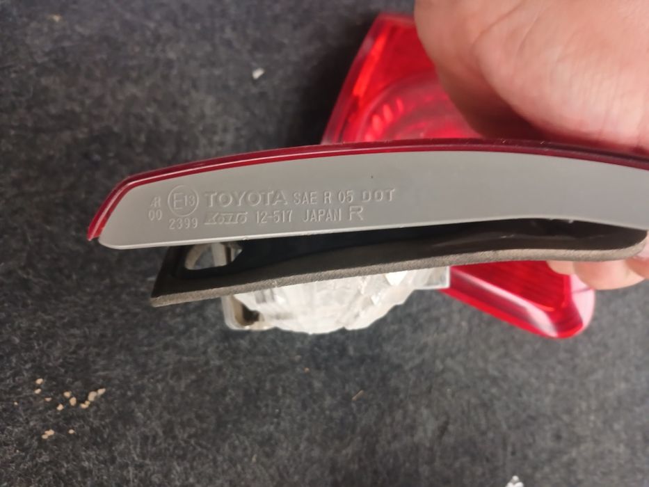 Тойота королла фары