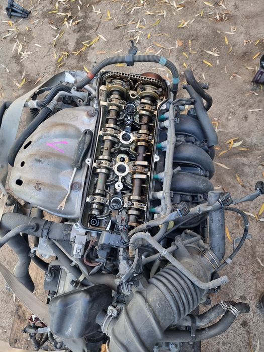 Двигатель на Toyota Estima  2AZ FE 2.4  VVTI  .
