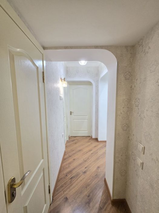 Продажа ! 4 х комнатная МЕТРО ОЙБЕК. Евро ремонт