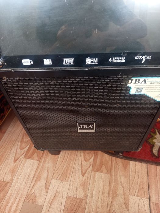 Продаю музыкальную колонку