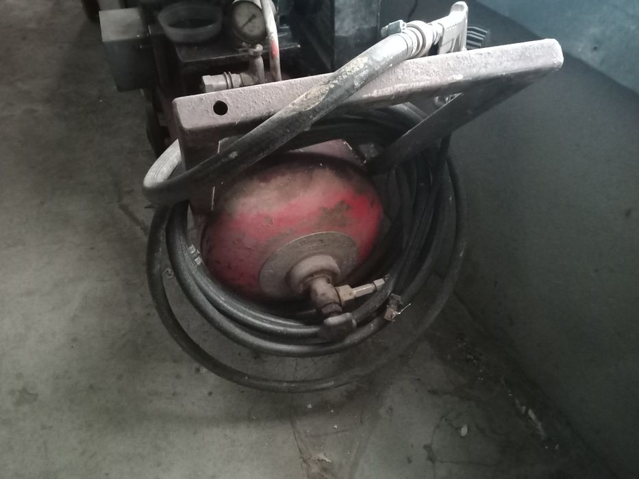 Продам компрессор