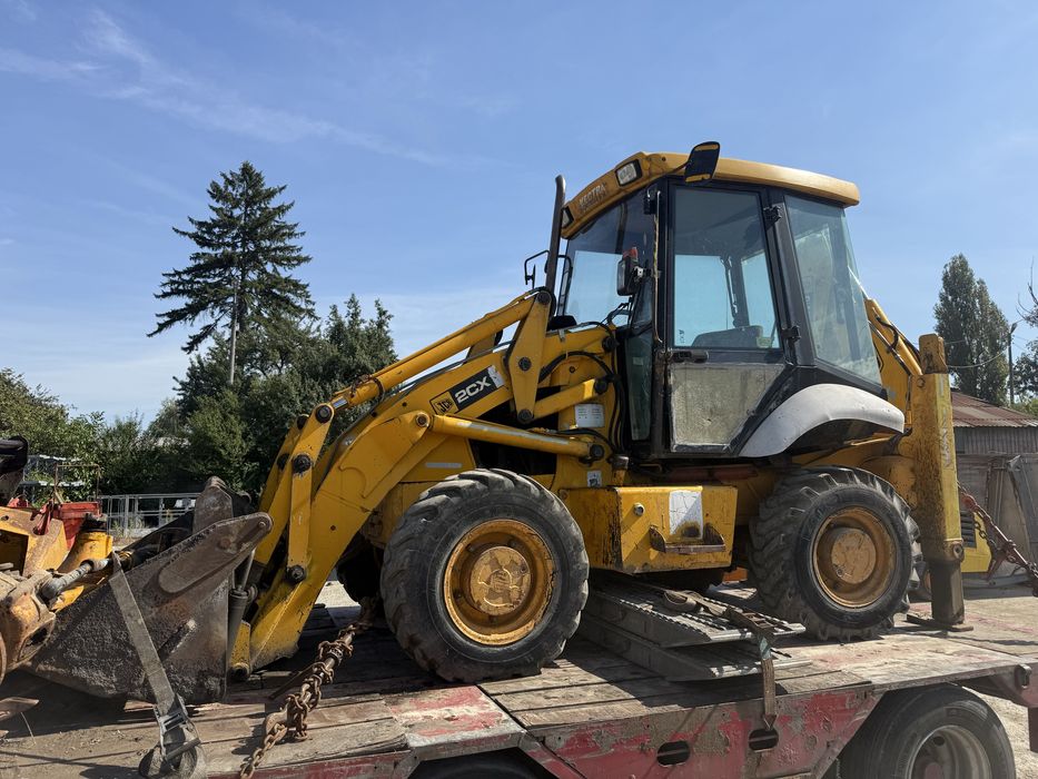Buldoexcavator JCB 2CX