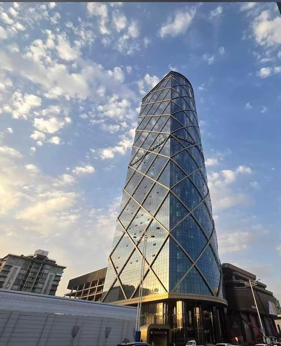 Аренда премиального офиса [Площадь, 94 м²] в Piramit Tower!