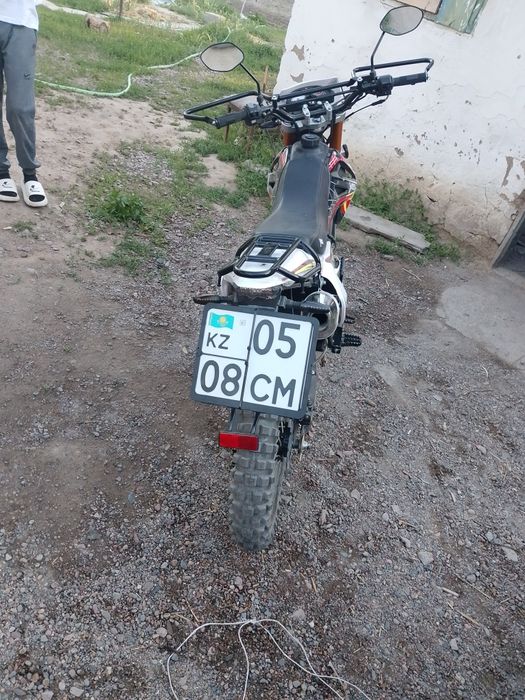 Мотоцикл Эндуро 250 куб