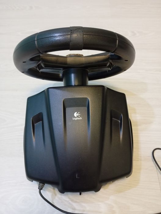 Игровой руль logitech formula wheel force feedback