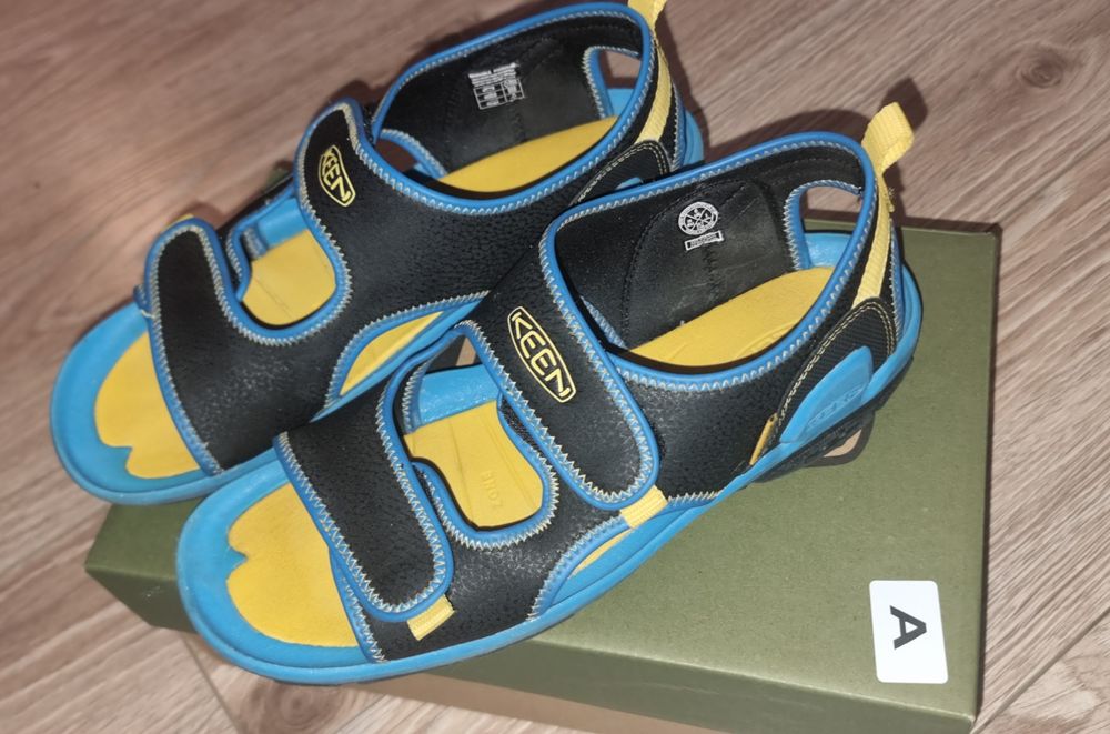 Sandale Keen baieti 38