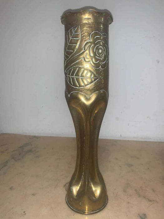 Vaza bronz si alama obuz de tun de-Al Doilea Război Mondial 1943
