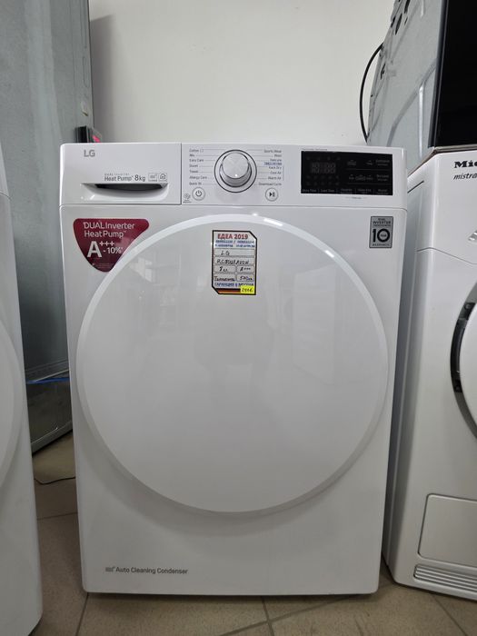 Сушилня с термопомпа LG