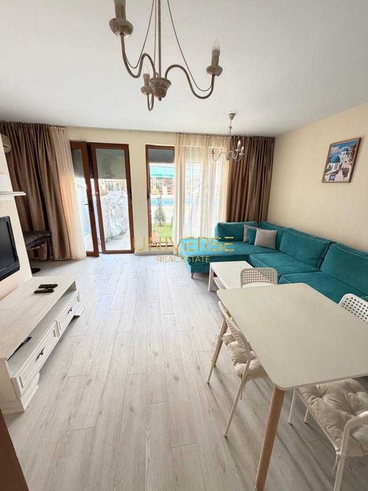 Продава се двуетажна таунхаус 2+1 в комплекс в Свети Влас. #5312