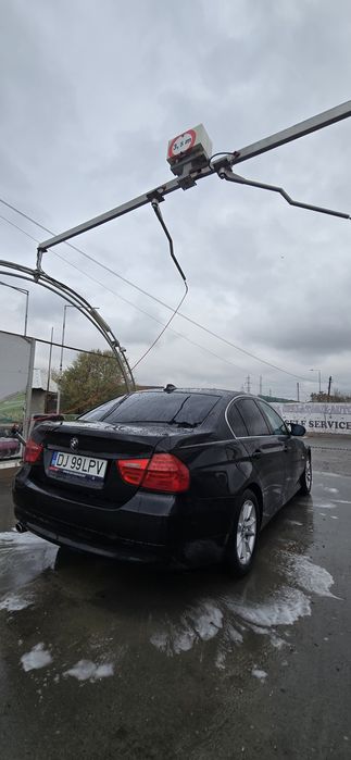 BMW seria 3 E90 320D LCI 2010