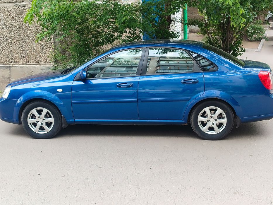 Шевролет Лачетти 2007 год